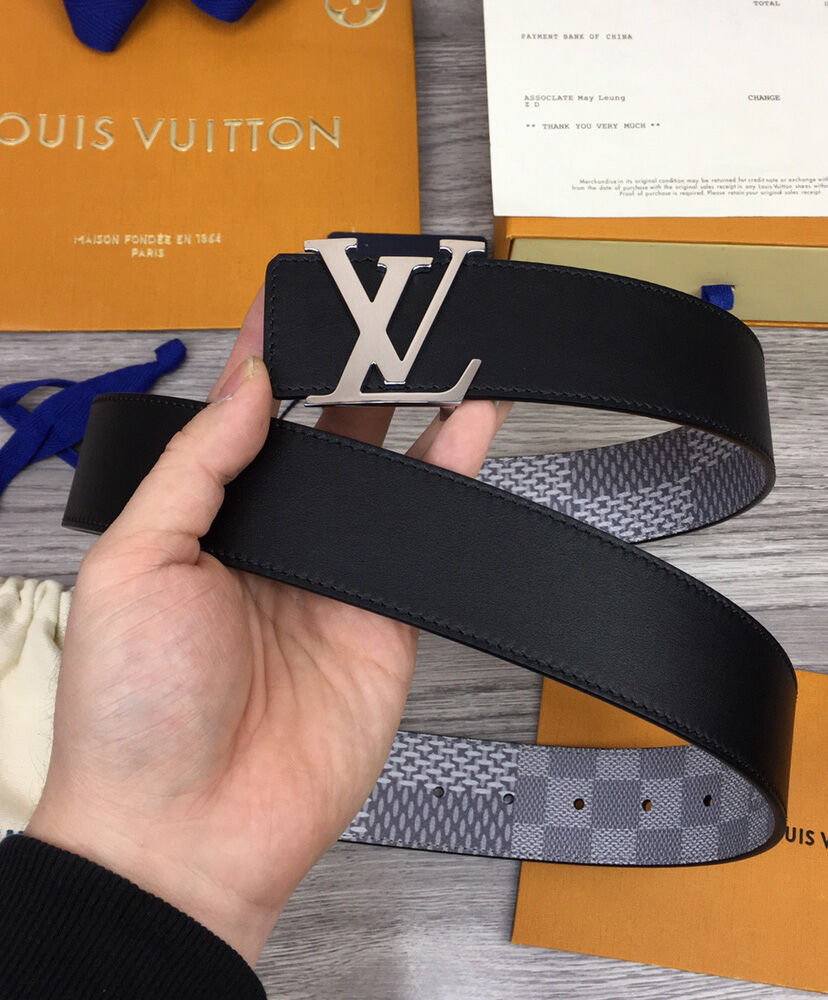 Louis Vuitton Belt Initiales 40mm Reversible Belt M0342Q Gray