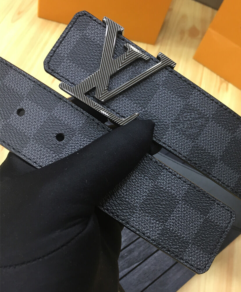 Louis Vuitton Belt LV Initiales 40mm Black