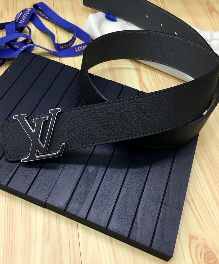 Louis Vuitton Belt LV Initiales Reversible Black