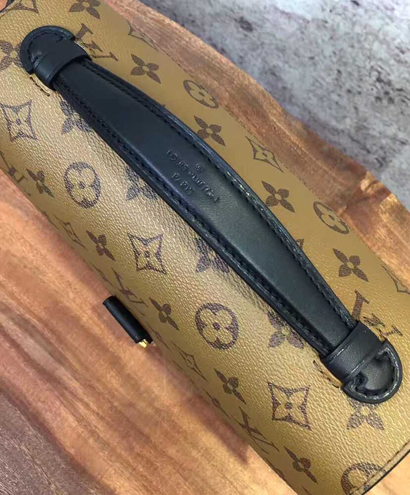 Louis Vuitton Pochette Metis M41465 Coffee