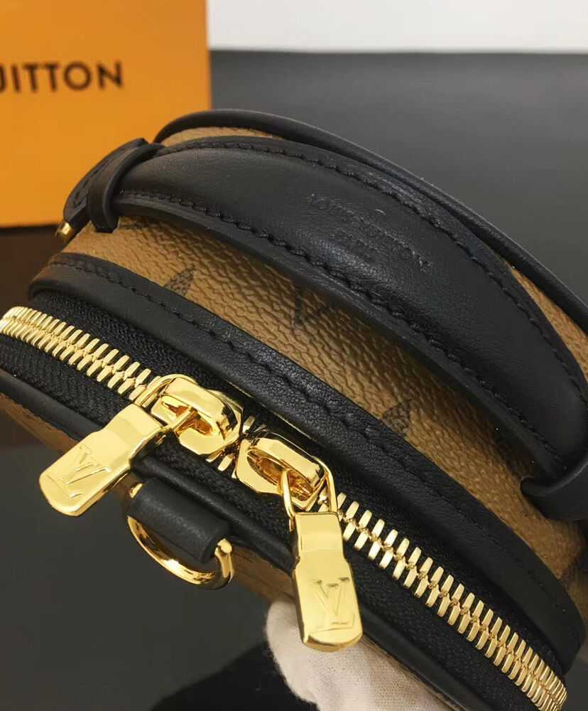 Louis Vuitton Mini Boite Chapeau Handbag M68276 Apricot