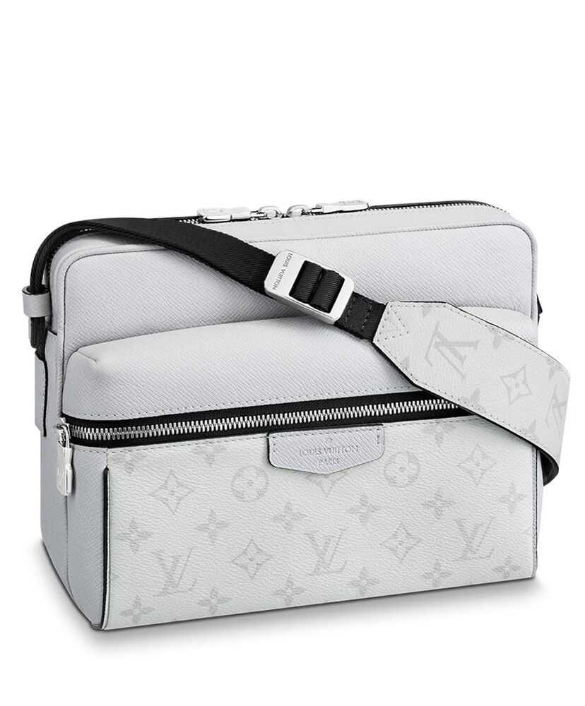 Louis Vuitton Outdoor Messenger M30233 White - Click Image to Close