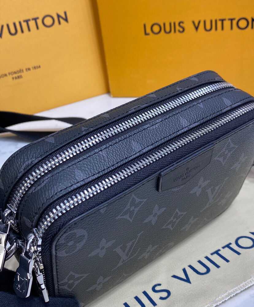 Louis Vuitton Alpha Wearable Wallet M80741 Black