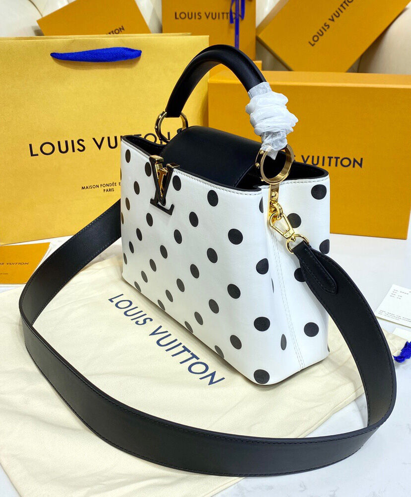 Louis Vuitton Capucines BB M20373 White