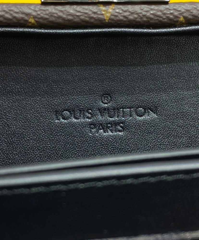 Louis Vuitton Wallet Trunk M20250 Black