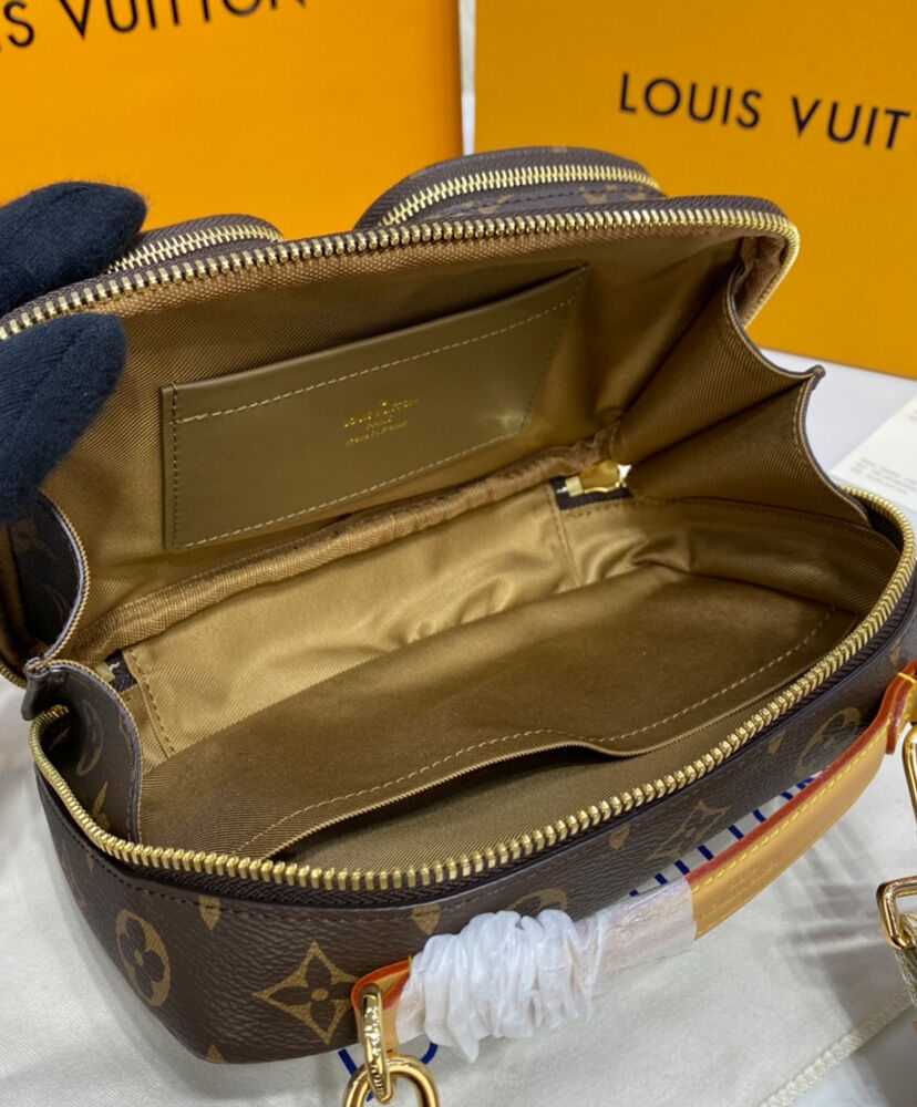 Louis Vuitton Utility Crossbody M80446 Brown