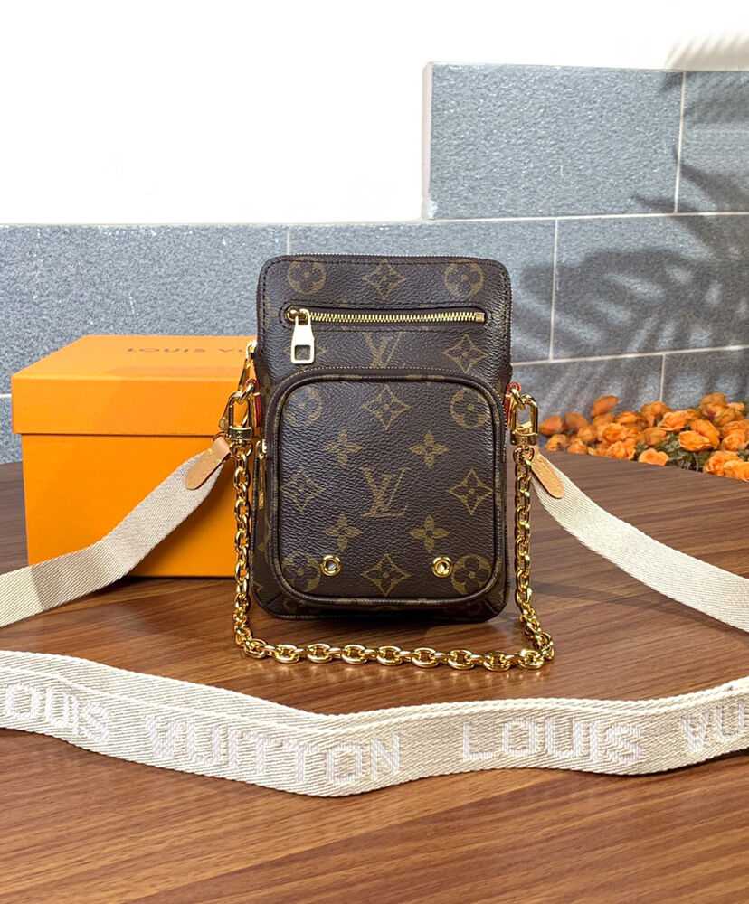 Louis Vuitton Utility Phone Sleeve M80746 Brown