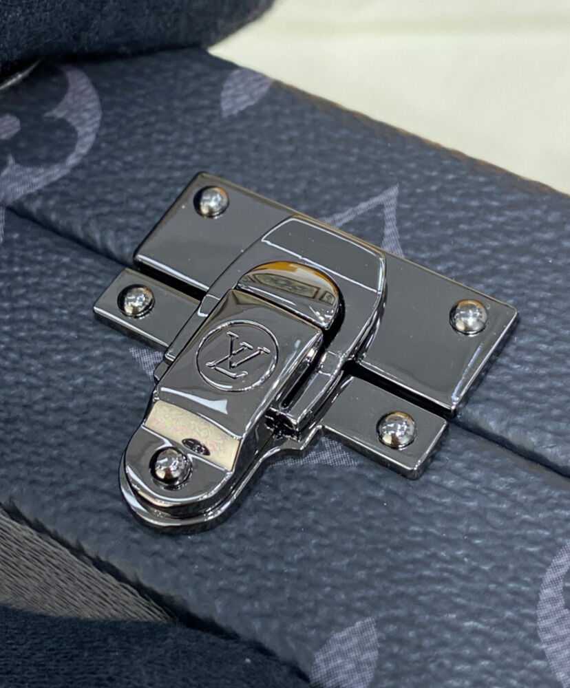 Louis Vuitton Wallet Trunk M20250 Black