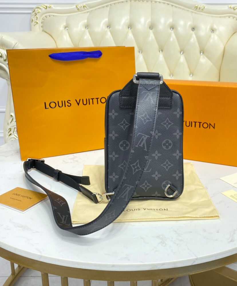 Louis Vuitton Outdoor Slingbag M30741 Black