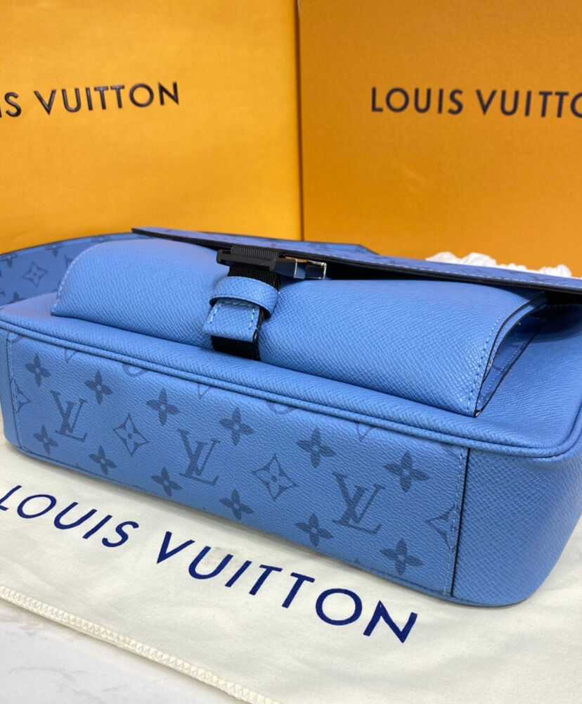 Louis Vuitton New Messenger M30745 M30746 Blue