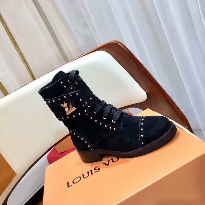 Louis Vuitton Outlet WONDERLAND FLAT RANGER LV921SY