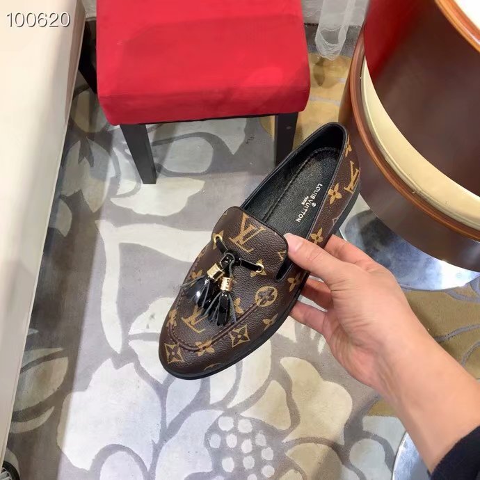 Louis Vuitton Outlet shoes LV946SY-1