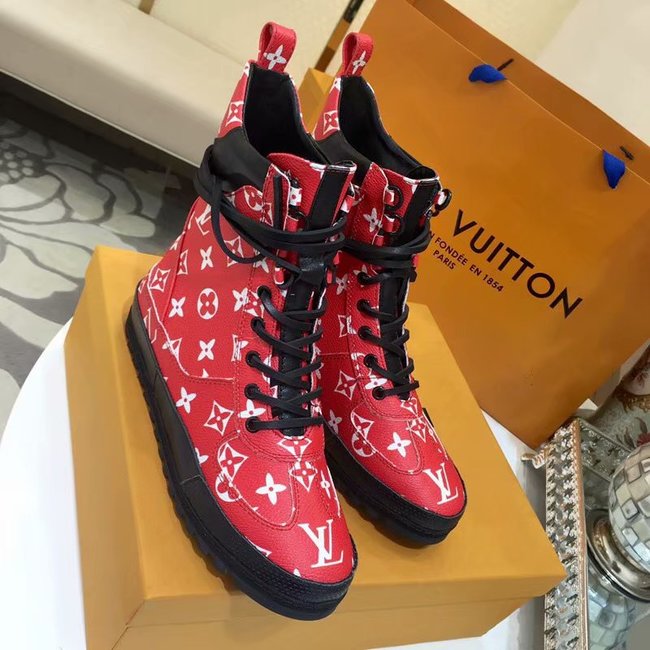 Louis Vuitton Outlet DIGITAL EXCLUSIVE HEART SNEAKER BOOT LV906SY red