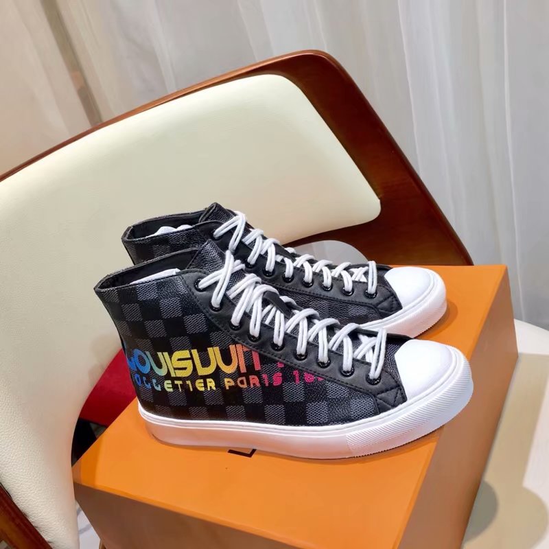 Louis Vuitton Outlet DIGITAL EXCLUSIVE HEART SNEAKER BOOT LV917Sy black - Click Image to Close