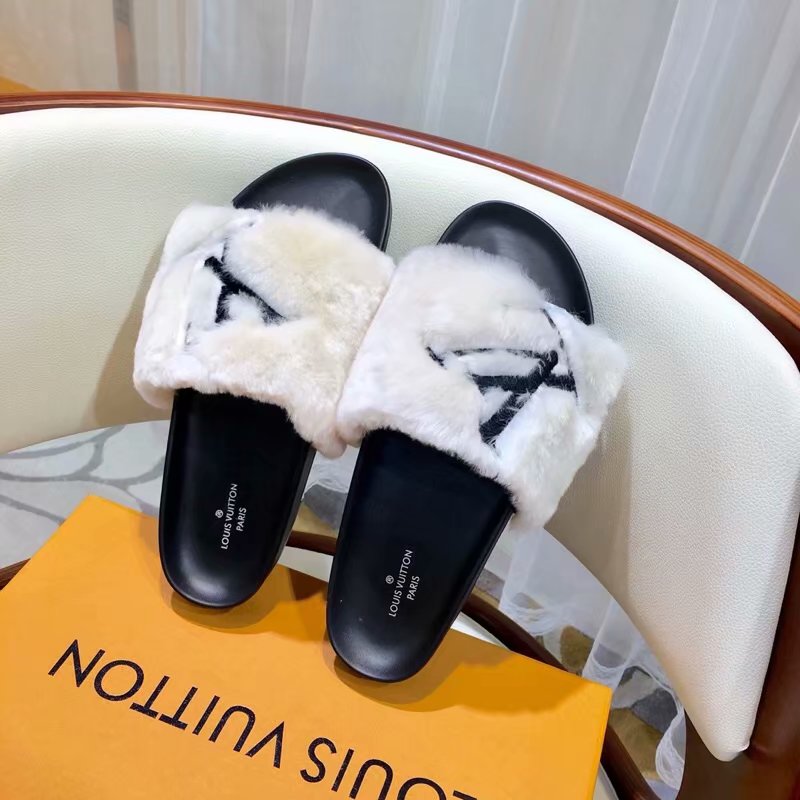 Louis Vuitton Outlet DIGITAL EXCLUSIVE BOM DIA FLAT MULE 1A4G98 white - Click Image to Close