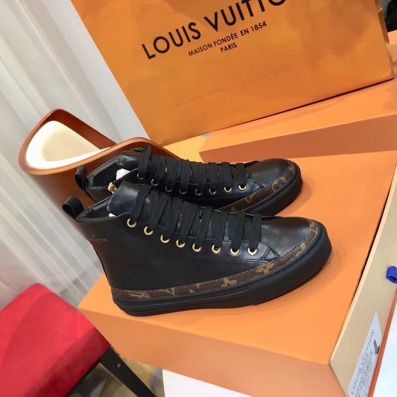 Louis Vuitton Outlet DIGITAL EXCLUSIVE HEART SNEAKER BOOT LV916Sy black - Click Image to Close