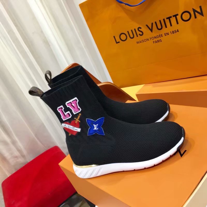 Louis Vuitton Outlet WONDERLAND FLAT RANGER LV922SY black - Click Image to Close