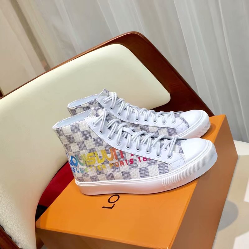 Louis Vuitton Outlet DIGITAL EXCLUSIVE HEART SNEAKER BOOT LV917SY - Click Image to Close