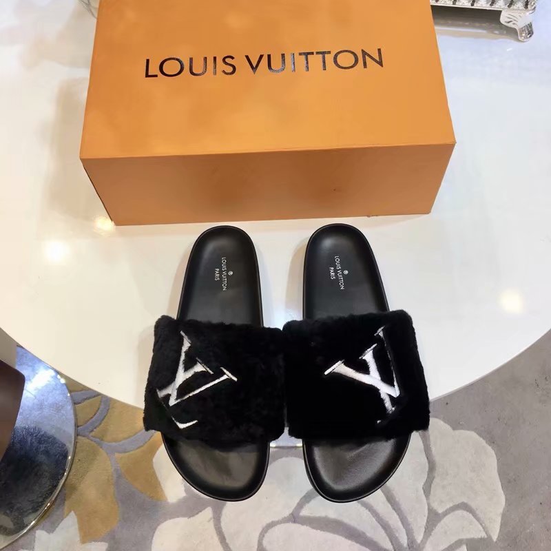 Louis Vuitton Outlet DIGITAL EXCLUSIVE BOM DIA FLAT MULE 1A4G98 black - Click Image to Close