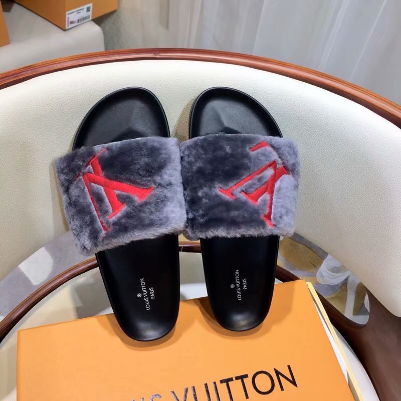 Louis Vuitton Outlet DIGITAL EXCLUSIVE BOM DIA FLAT MULE 1A4G98 grey - Click Image to Close