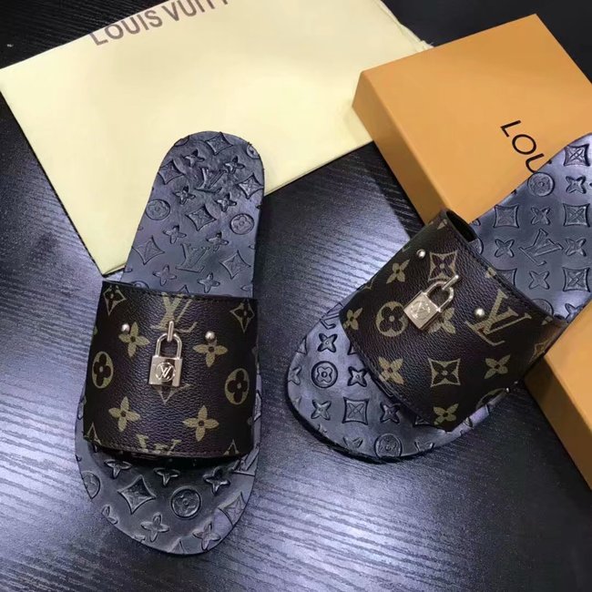 Louis Vuitton Outlet Mans slippers LV883TZ