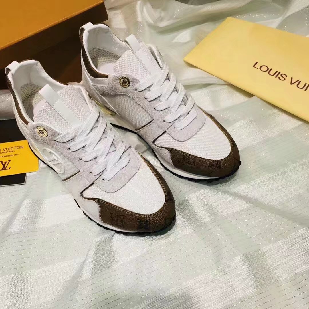 Louis Vuitton Outlet Casual Lovers LV838TZ