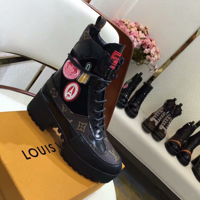 Louis Vuitton Outlet LAUREATE PLATFORM DESERT BOOT LVD918SY - Click Image to Close