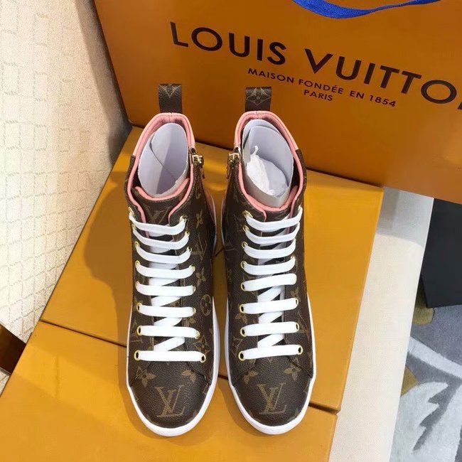 Louis Vuitton Outlet DIGITAL EXCLUSIVE HEART SNEAKER BOOT LV902SY pink