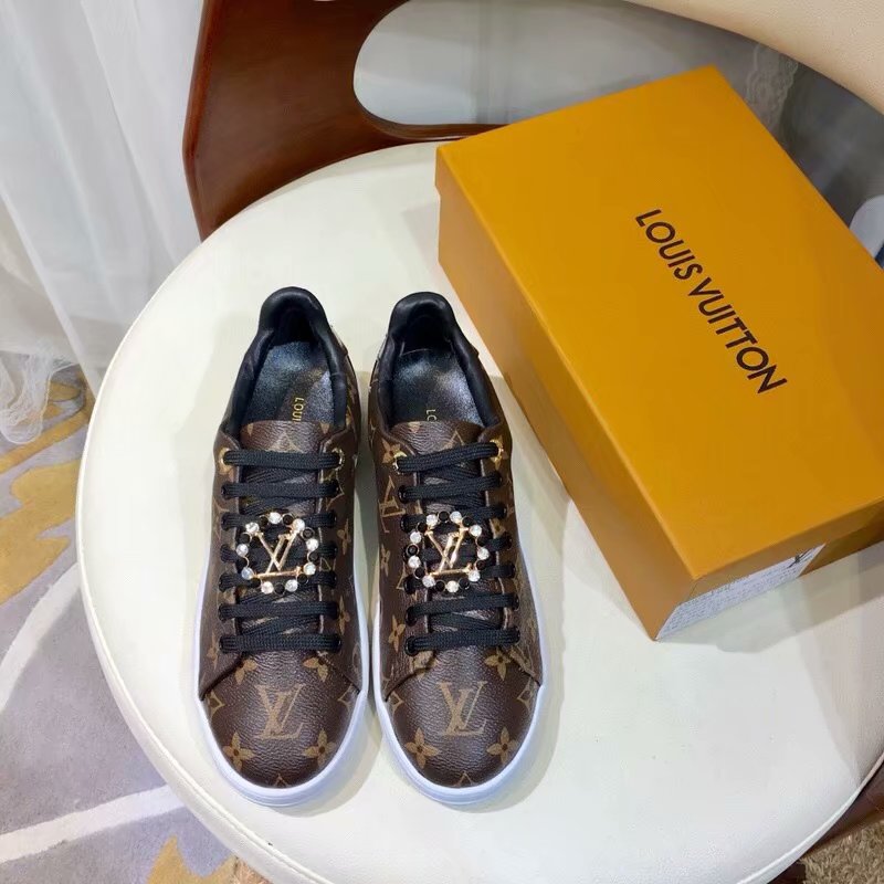 Louis Vuitton Outlet FRONTROW SNEAKER LV927SY - Click Image to Close