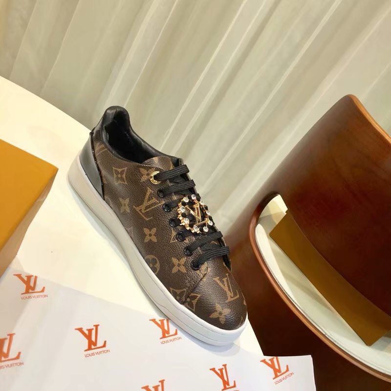 Louis Vuitton Outlet FRONTROW SNEAKER LV927SY