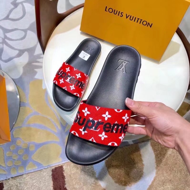 Louis Vuitton Outlet Lovers slippers LV861SY