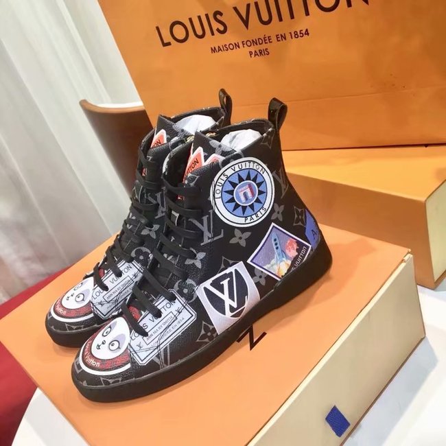 Louis Vuitton Outlet DIGITAL EXCLUSIVE HEART SNEAKER BOOT LV900SY BLACK