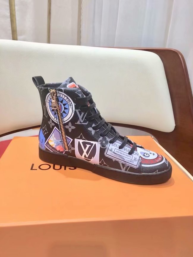 Louis Vuitton Outlet DIGITAL EXCLUSIVE HEART SNEAKER BOOT LV900SY BLACK