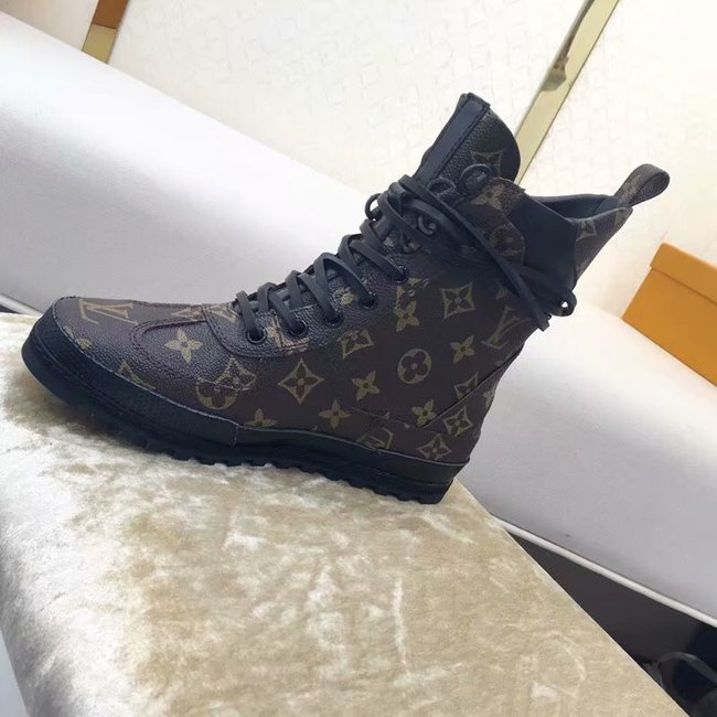 Louis Vuitton Outlet DIGITAL EXCLUSIVE HEART SNEAKER BOOT LV906SY brown