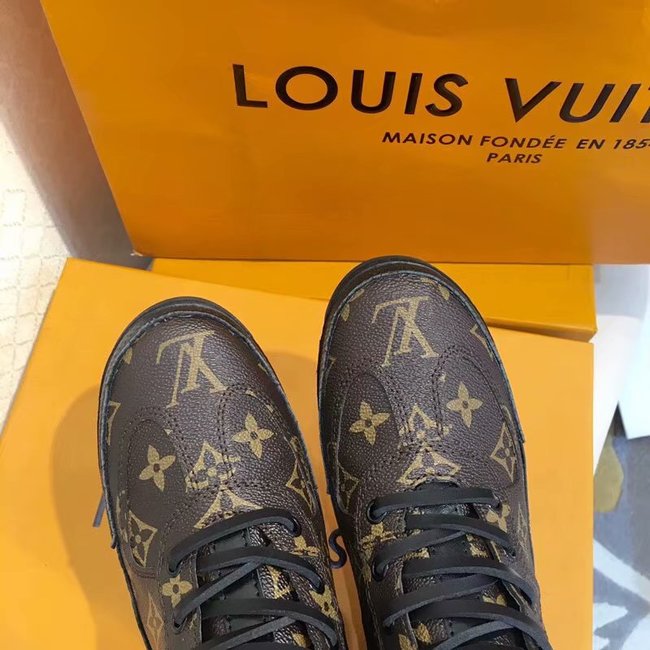 Louis Vuitton Outlet DIGITAL EXCLUSIVE HEART SNEAKER BOOT LV906SY brown