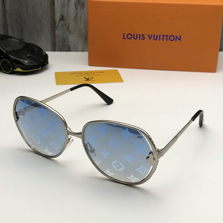 Louis Vuitton Outlet Louis Vuitton Sunglasses Top Quality LV5729_125