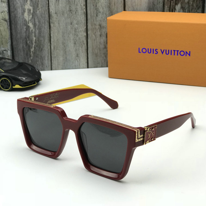 Louis Vuitton Outlet Louis Vuitton Sunglasses Top Quality LV5729_105 - Click Image to Close