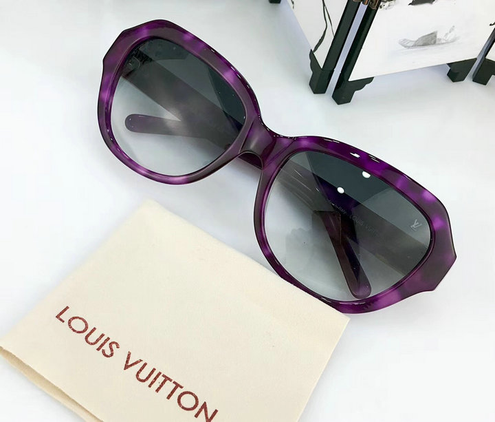 Louis Vuitton Outlet Louis Vuitton sunglasses top quality 0147