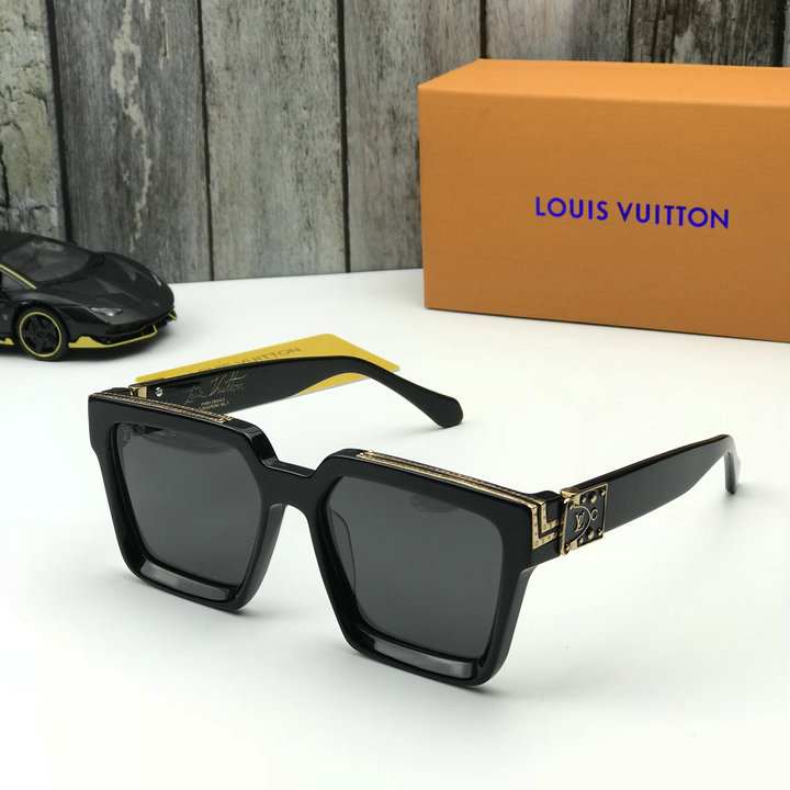 Louis Vuitton Outlet Louis Vuitton Sunglasses Top Quality LV5729_104