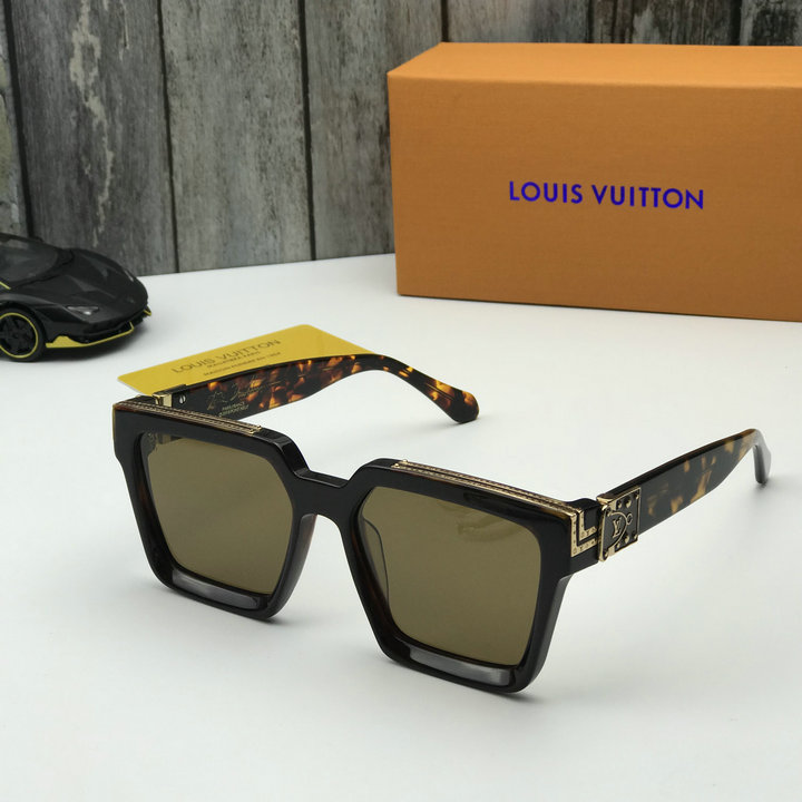 Louis Vuitton Outlet Louis Vuitton Sunglasses Top Quality LV5729_102 - Click Image to Close