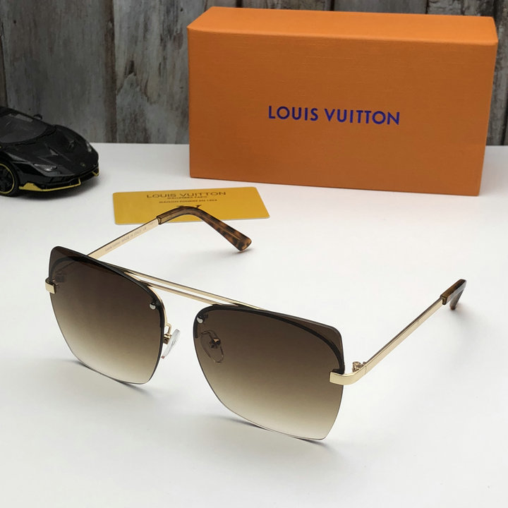 Louis Vuitton Outlet Louis Vuitton Sunglasses Top Quality LV5729_111 - Click Image to Close