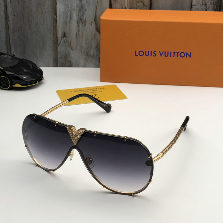 Louis Vuitton Outlet Louis Vuitton Sunglasses Top Quality LV5729_183