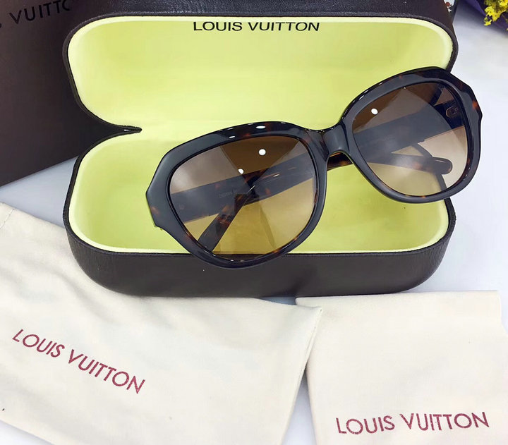 Louis Vuitton Outlet Louis Vuitton sunglasses top quality 0145 - Click Image to Close