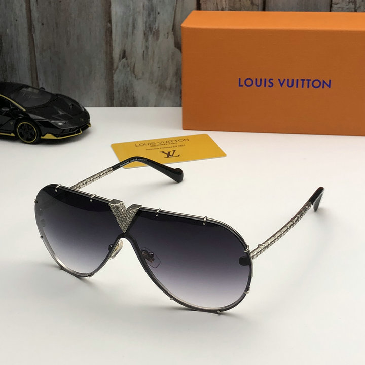 Louis Vuitton Outlet Louis Vuitton Sunglasses Top Quality LV5729_184