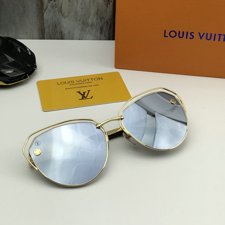 Louis Vuitton Outlet Louis Vuitton Sunglasses Top Quality LV5729_235