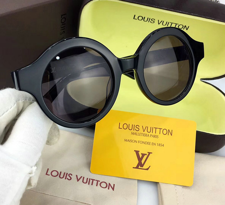 Louis Vuitton Outlet Louis Vuitton sunglasses top quality 0100