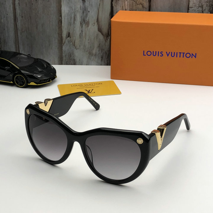 Louis Vuitton Outlet Louis Vuitton Sunglasses Top Quality LV5729_222 - Click Image to Close