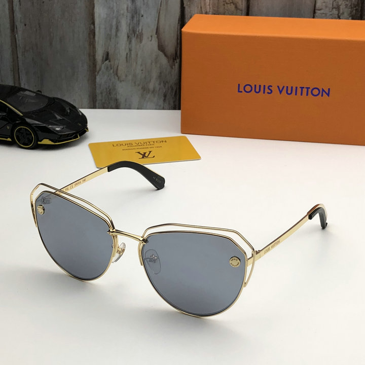 Louis Vuitton Outlet Louis Vuitton Sunglasses Top Quality LV5729_231